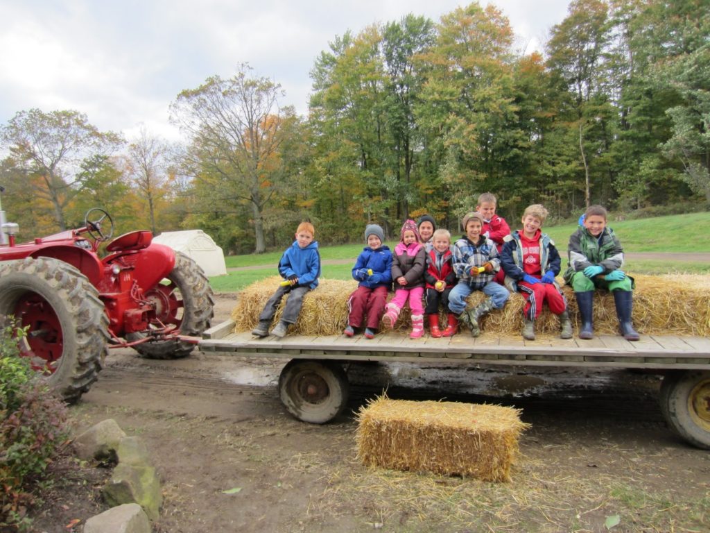 kids hayride